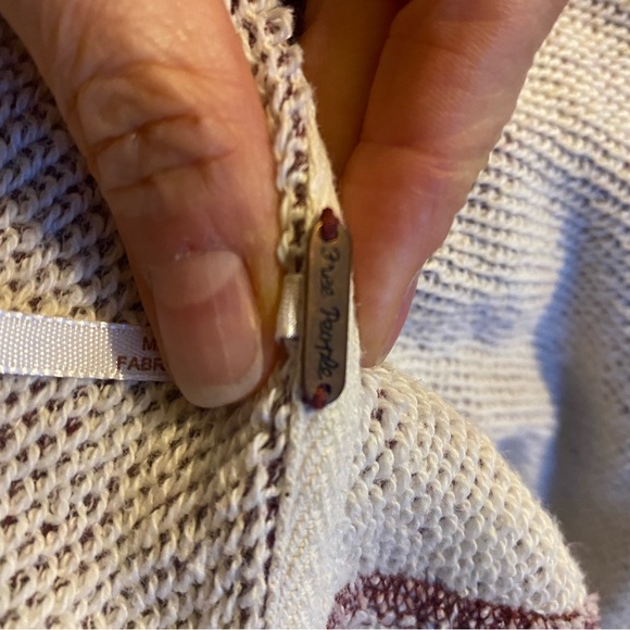 Cardigan - Picture 5 of 6